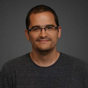 Mark-Hemingway-Head-Shot_512x512